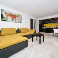 R&B Aparthotel