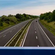 Taxe de drum în Ungaria pentru vehicule, autoutilitare și camioane